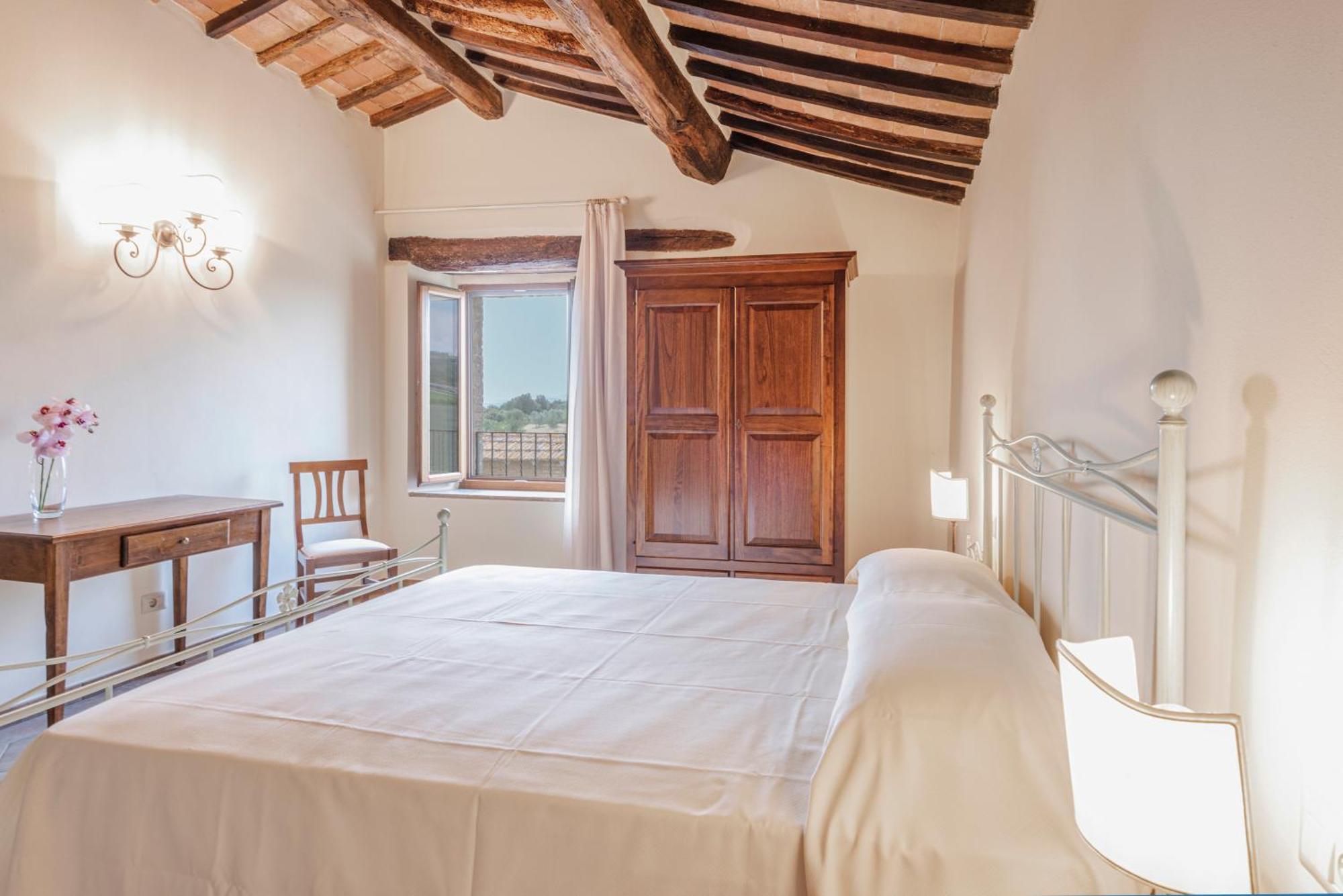 Antica Grancia Di Quercecchio Apartment Монталчино Екстериор снимка