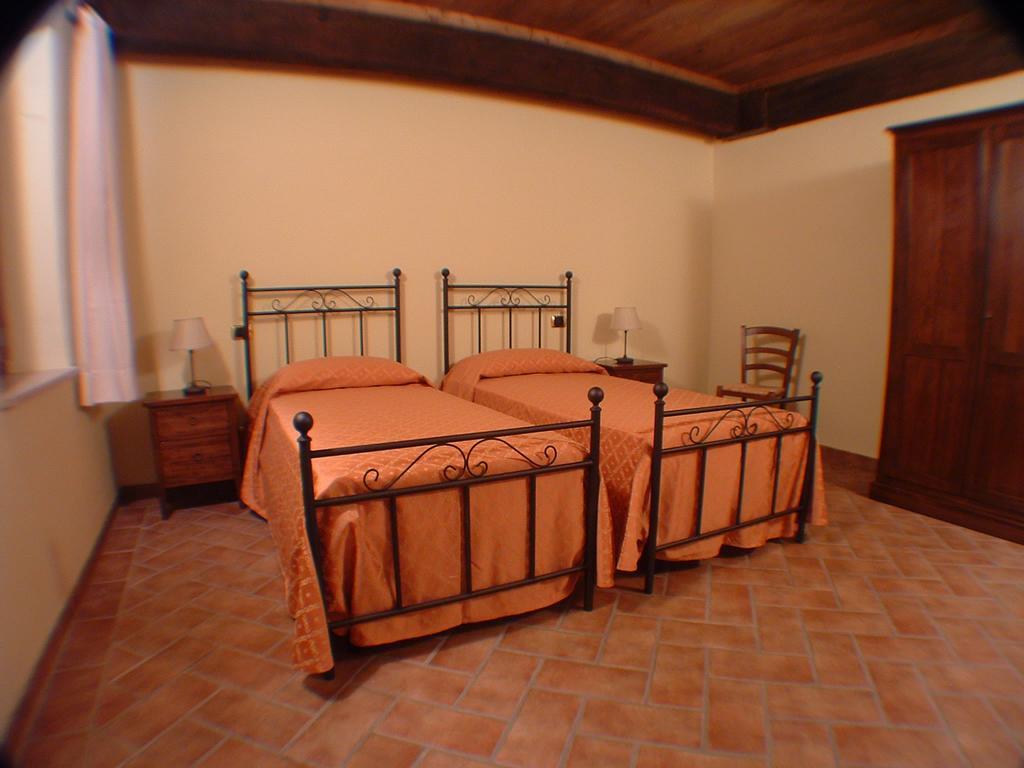 Antica Grancia Di Quercecchio Apartment Монталчино Екстериор снимка