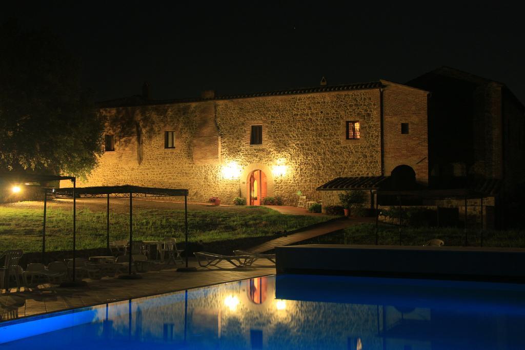 Antica Grancia Di Quercecchio Apartment Монталчино Екстериор снимка